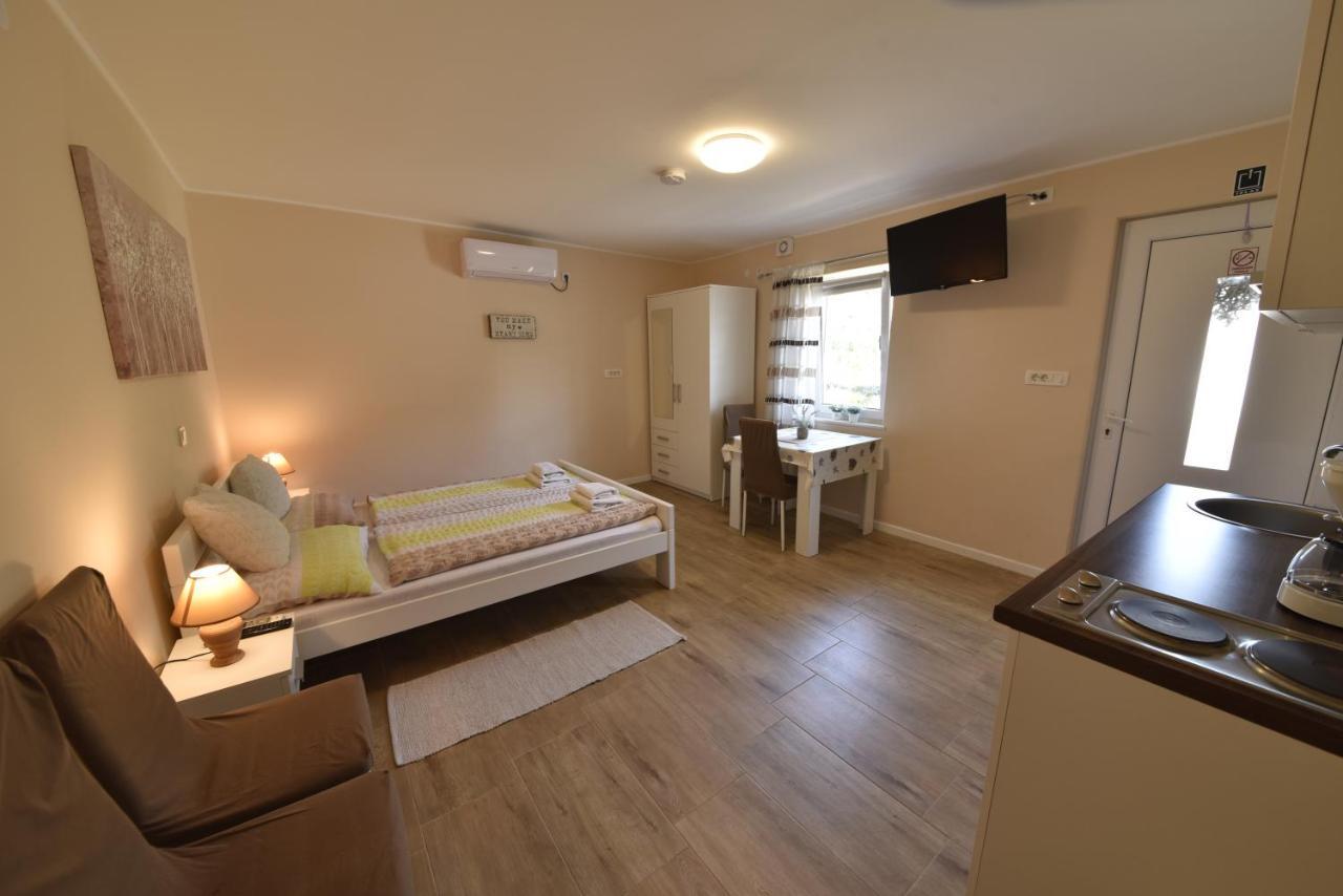 Lea Apartment Kastav Exterior photo