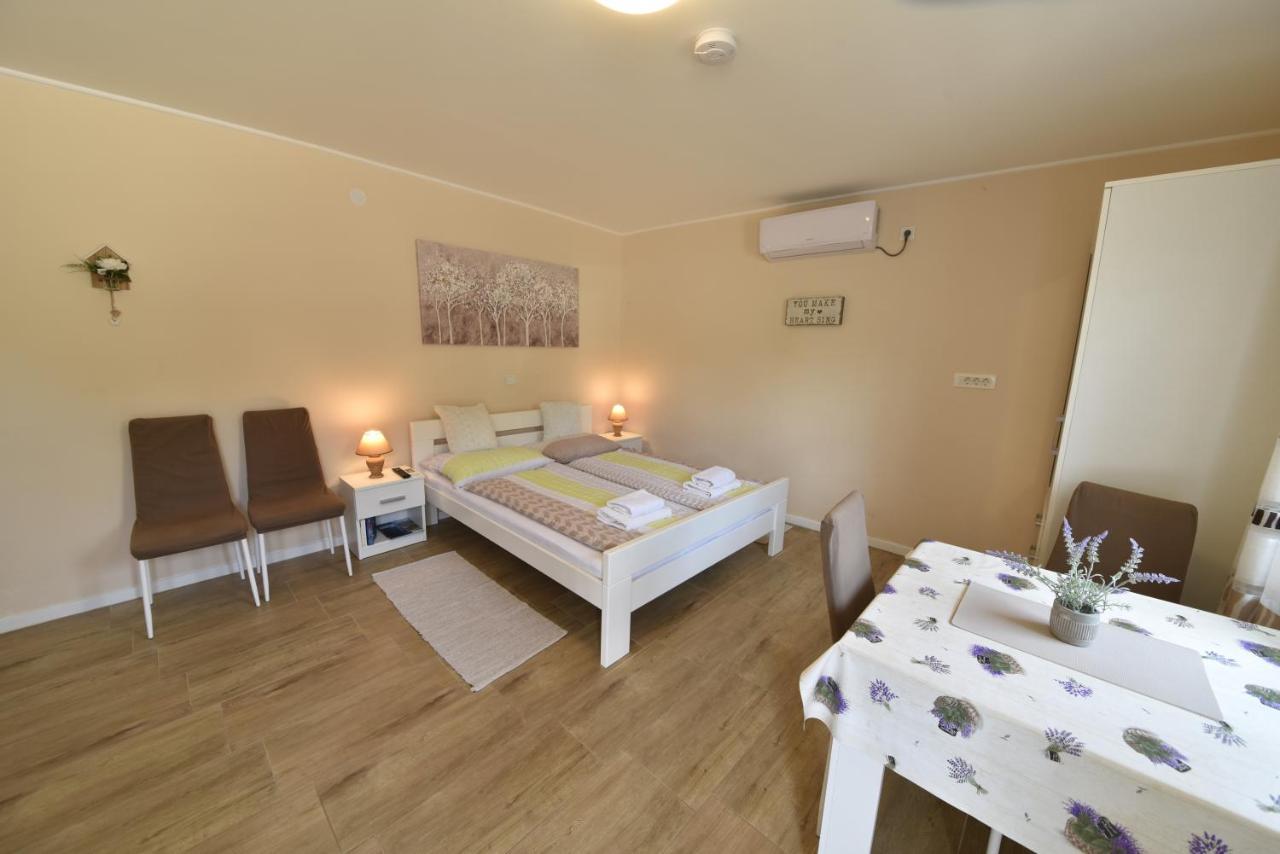 Lea Apartment Kastav Exterior photo